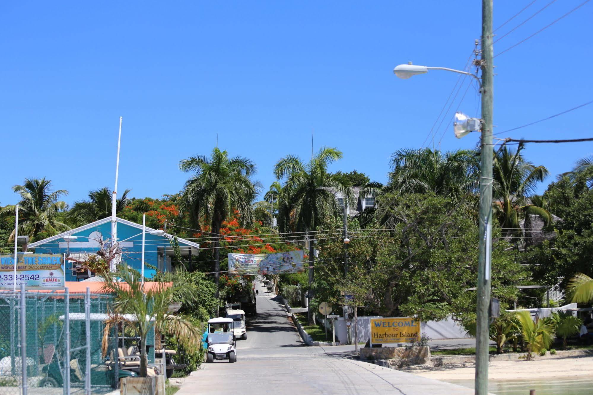 Tingum Village Hotel Dunmore Town ภายนอก รูปภาพ